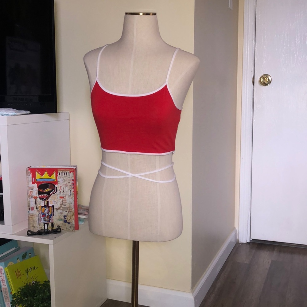 Garage cross body crop top